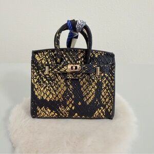 Snake Embossed Mini Handbag Charm – Metallic Finish - Black & Gold